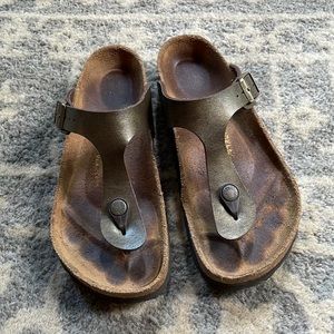 Birkenstock Gizeh Golden Brown size 36